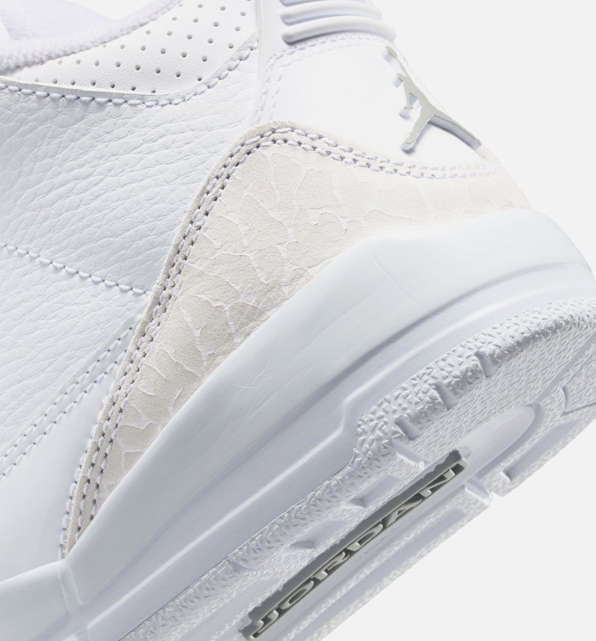 Air Jordan 3 Retro White and Silver Preschool Lifestyle Shoe - WhiteMetallic Silver Free Shipping