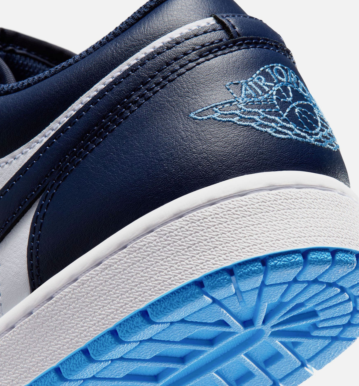 Air Jordan 1 Low Mens Lifestyle Shoe - Midnight NavyUniversity BlueWhite