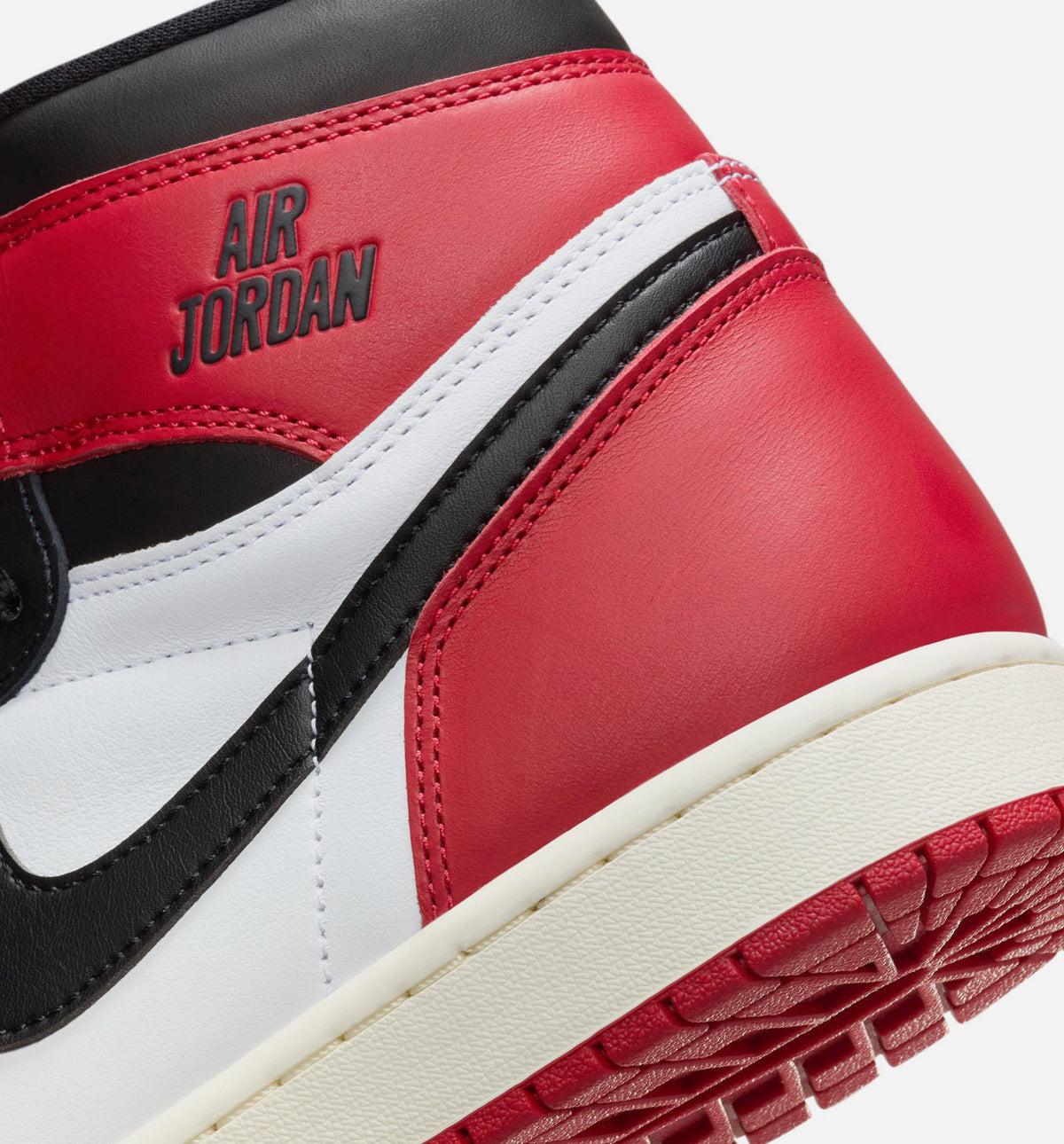 Air Jordan 1 Retro High OG Black Toe Mens Lifestyle Shoe - WhiteBlackVarsity RedSail