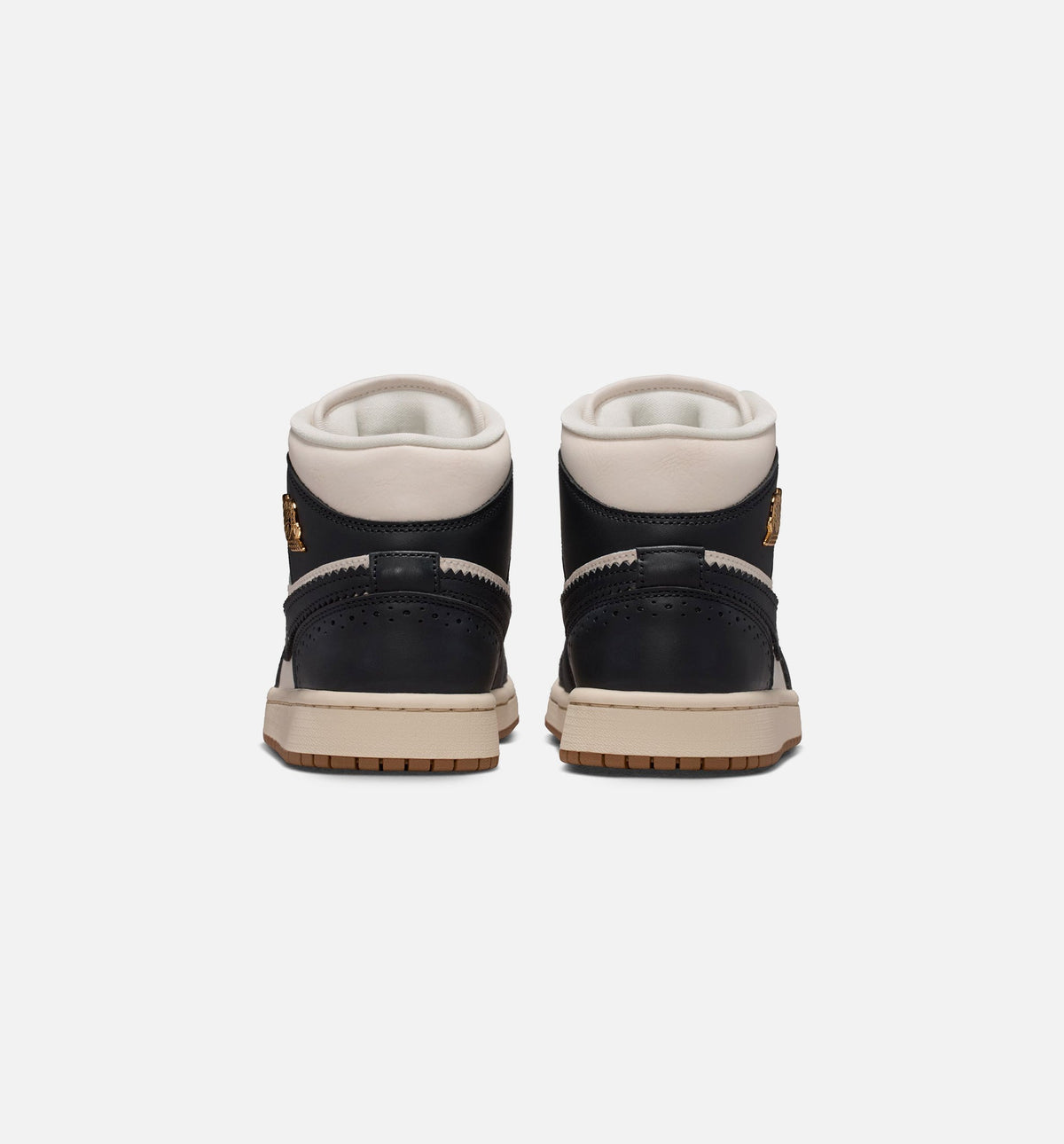 Air Jordan 1 Mid SE Womens Lifestyle Shoe - Off-NoirChalkPearl White